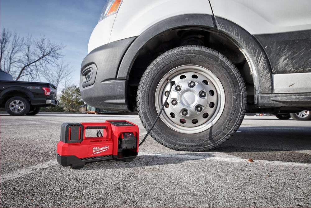 Aku kompresor Milwaukee M18 BI